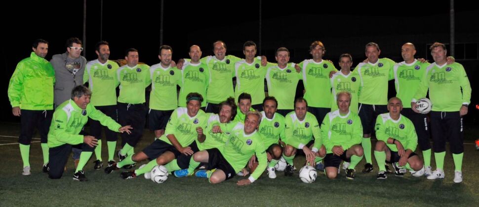 Questa sera torno a giocare a pallone. Faccio la borsa ed è la stessa meravigliosa attesa di quando ero bambino