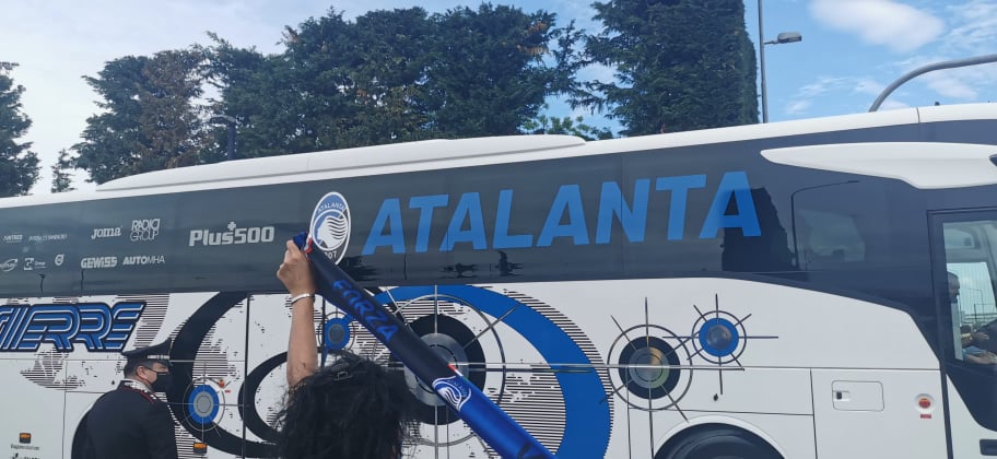 Il saluto all’Atalanta a Zingonia dei tifosi (VIDEO & FOTO)