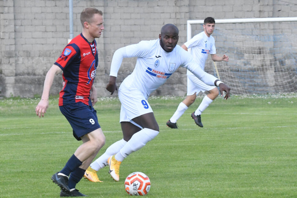 Il Ponte stecca al Legler, fa festa il Sona di Maicon