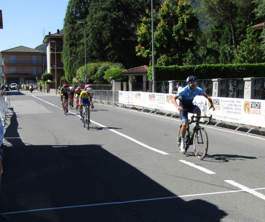 Casazza, Simone Gualdi campione provinciale. Terzo successo stagionale per il portacolori del Cene