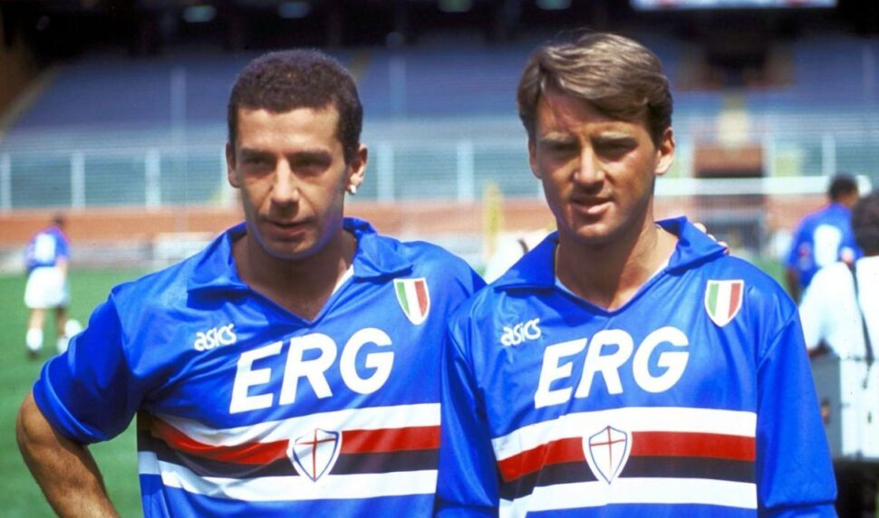 Le maglie originali della Samp firmate da Vialli e Mancini, due grandi uomini come tanti mister dei nostri vivai