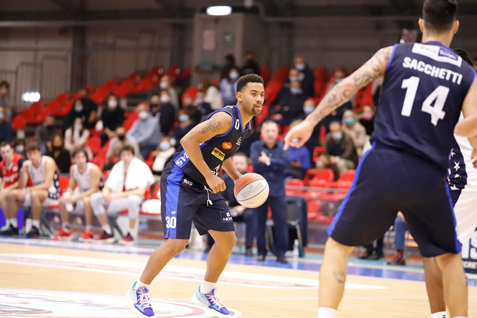 Treviglio si sveglia tardi e cade a Piacenza