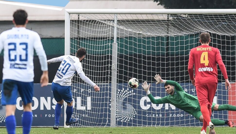 Rossi prende un altro rigore, AlbinoLeffe a occhiali dalla Pro Sesto