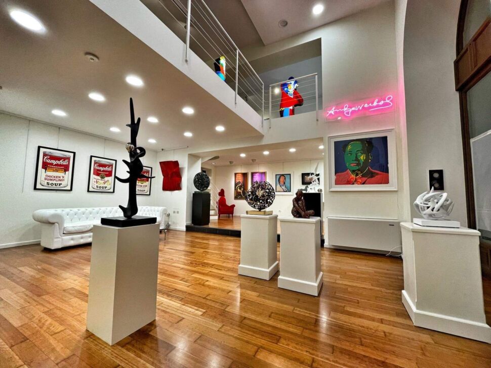 Bergamo, ecco ArtEvents, la galleria d’arte al Sentierone dell’ex arbitro Mario Mazzoleni