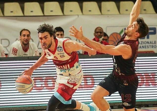 WithU, rinforzo in arrivo: vicina la firma del 35enne play Alexander Simoncelli