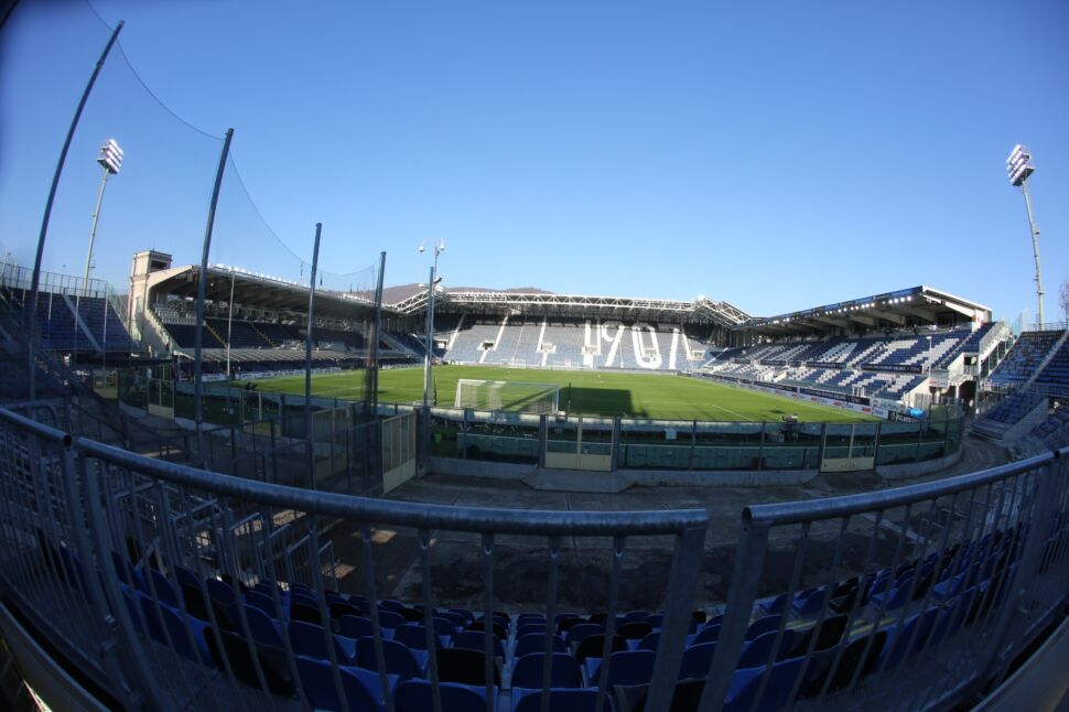 Olympiacos, Martins fa lo spavaldo: “L’Atalanta ha punti deboli”