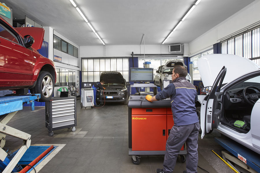 Auto Klima Center Sas al fianco del Gs Massì Supermercati