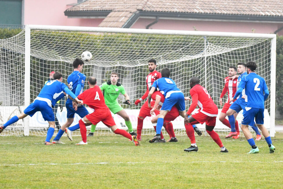 Serie D, recupero 17^: il secondo tempo tra Caravaggio e Ponte è ancora in parità