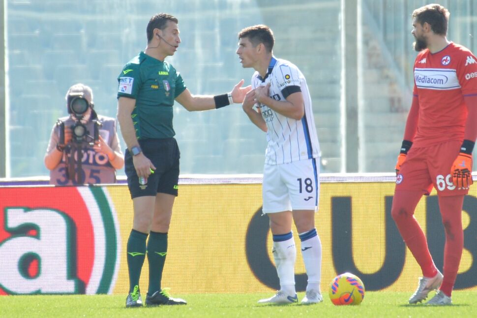 Doveri e quel gol assurdamente annullato a Malinovskyi. L’Atalanta ci perse le coppe, rieccolo domenica a Firenze