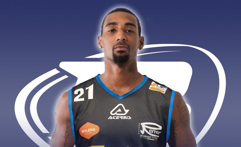 Nell’esordio di Corbett è Langston a stendere Pistoia: Treviglio vola