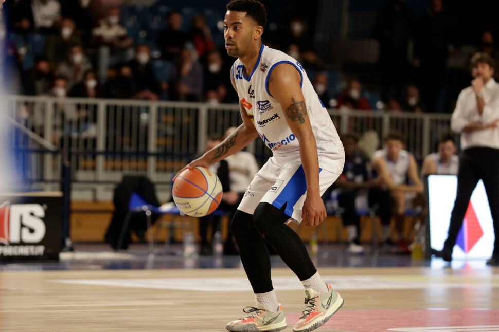 Treviglio, ko indolore con Cantù: ora l’Orologio