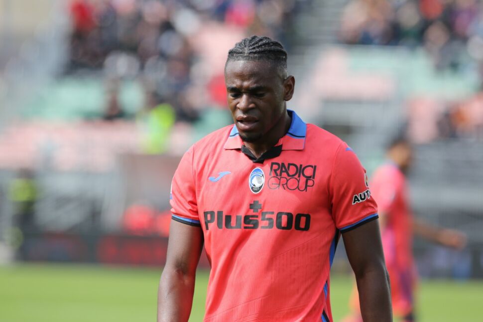 Zapata, forte contusione. Il colombiano a rischio per i match con Bologna e Salernitana, Hojlund scalda i motori