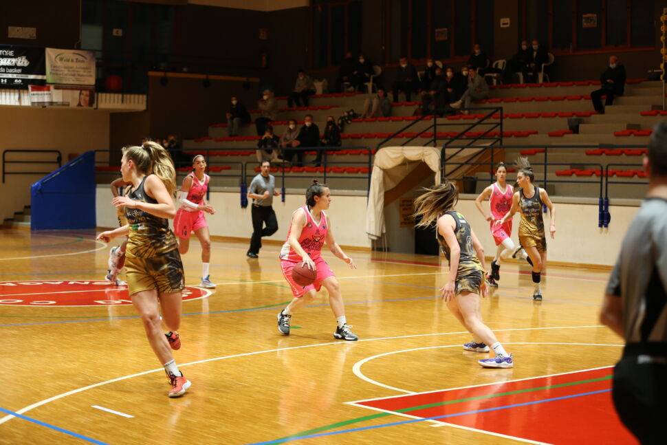 Basket, Serie B femminile. Edelweiss ko all’ultimo minuto