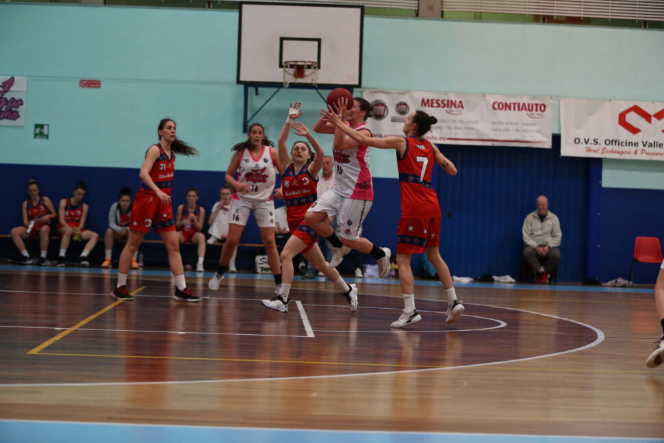 Edelweiss sconfitta dalla capolista Milano Basket Stars al termine di una partita combattuta