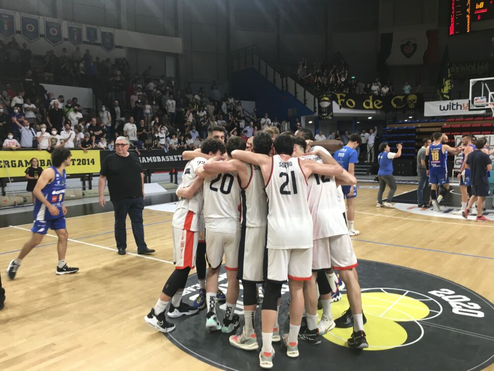 WithU che impresa, batte Cividale e va a gara 4 domenica al PalaAgnelli