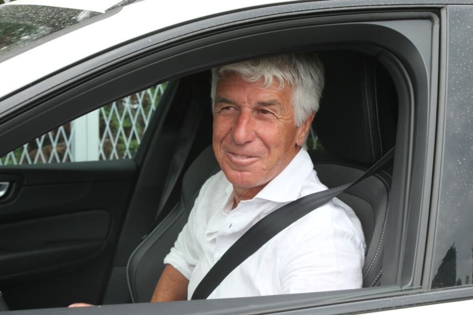 Gasperini e il mercato, messaggi alla società: “Dobbiamo potenziarci. Su Miranchuk non c’entro, Luca ha dato la colpa a me”