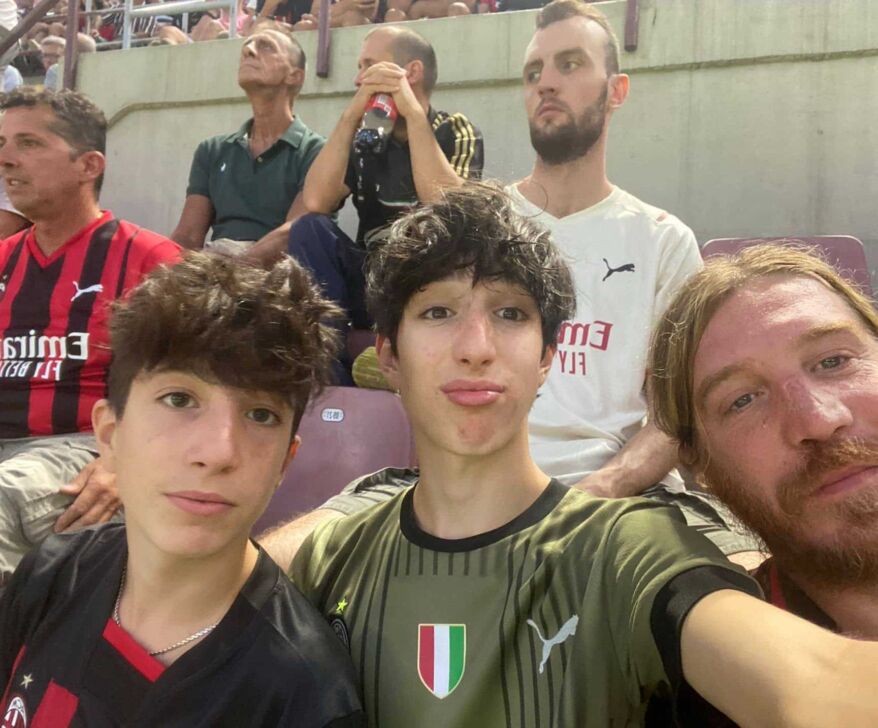 Come ieri a San Siro, le emozioni di un padre allo stadio con i suoi due figli