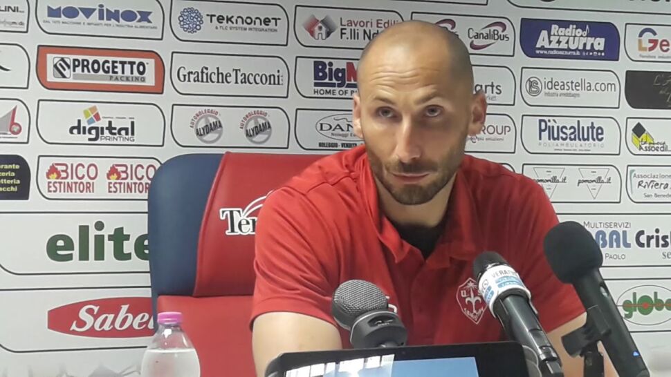 Offredi, i guantoni sul cuore: “Sono bergamasco, l’AlbinoLeffe è casa mia”