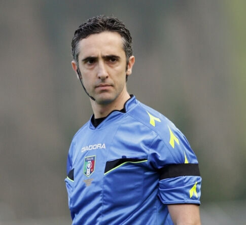 A Lecce un avvocato col fischietto