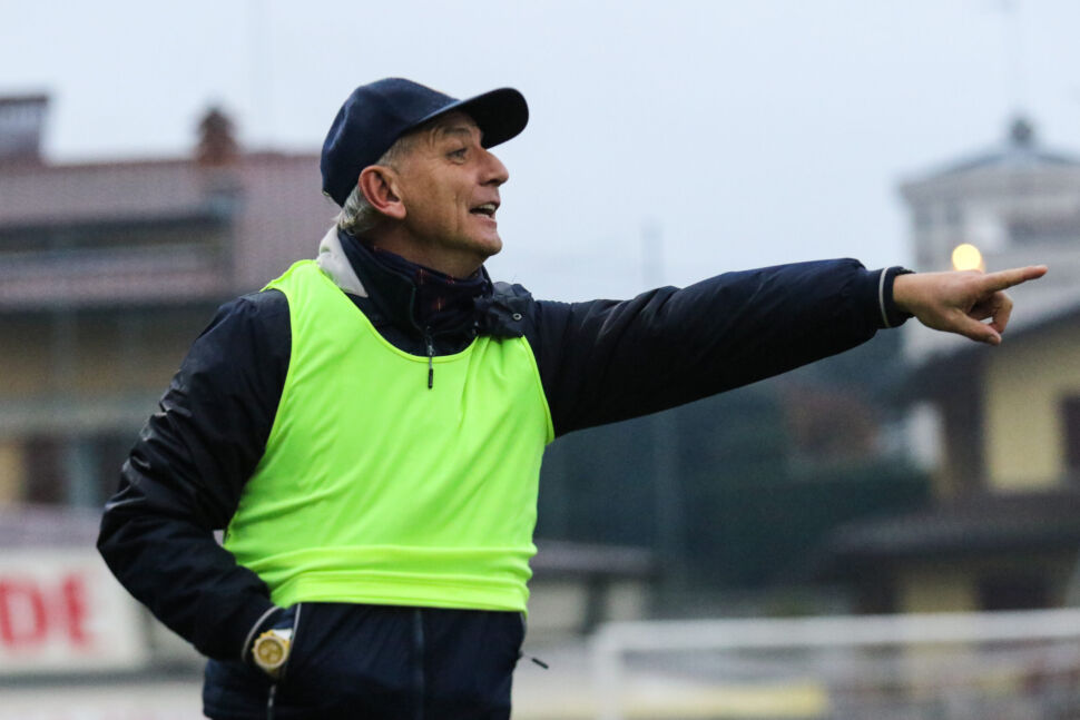 Adesso è ufficiale: Amedeo Mangone sollevato dalla panchina del Villa Valle