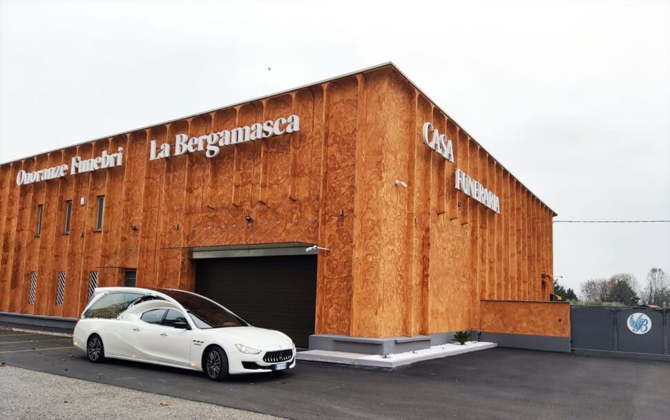 Inaugurata a Verdello La Casa Funeraria della Bergamasca. Antonio Servidio: “Abbiamo realizzato un sogno frutto di due anni di duro lavoro”