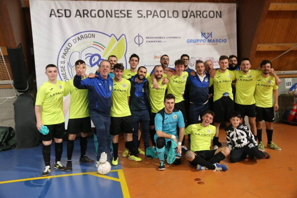 Impresa Argonese: battuta la capolista. Decidono Zatti e Sarzilla. Di Napoli para tutto