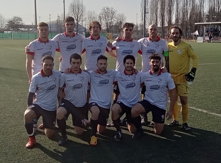 Cinquina River Negrone, Cornolti ne fa due