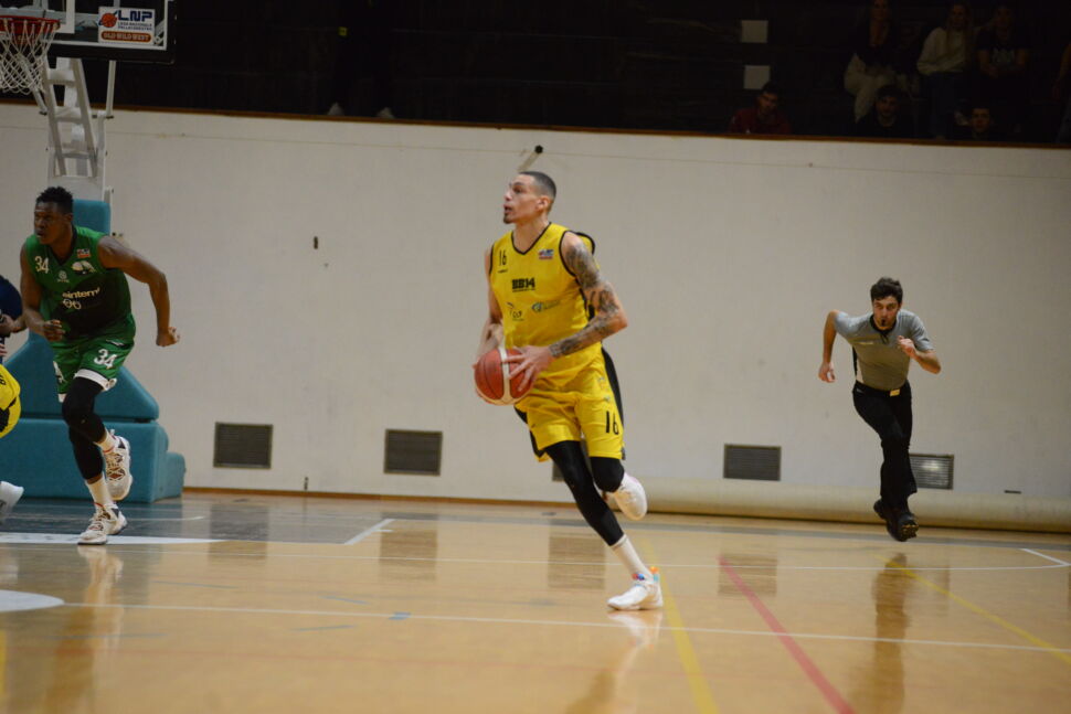 BB14, ko pesante contro Brianza Casa Basket. Da Lumezzane in poi serve la riscossa