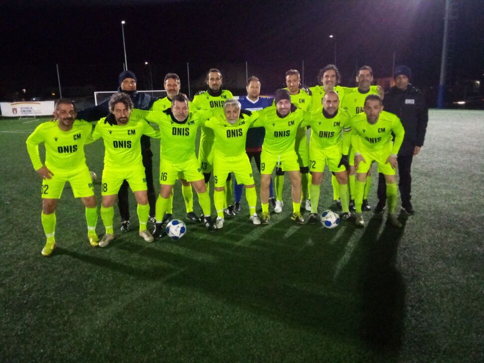 Over 40, lotta al vertice sempre più appassionante: la Onis cede punti