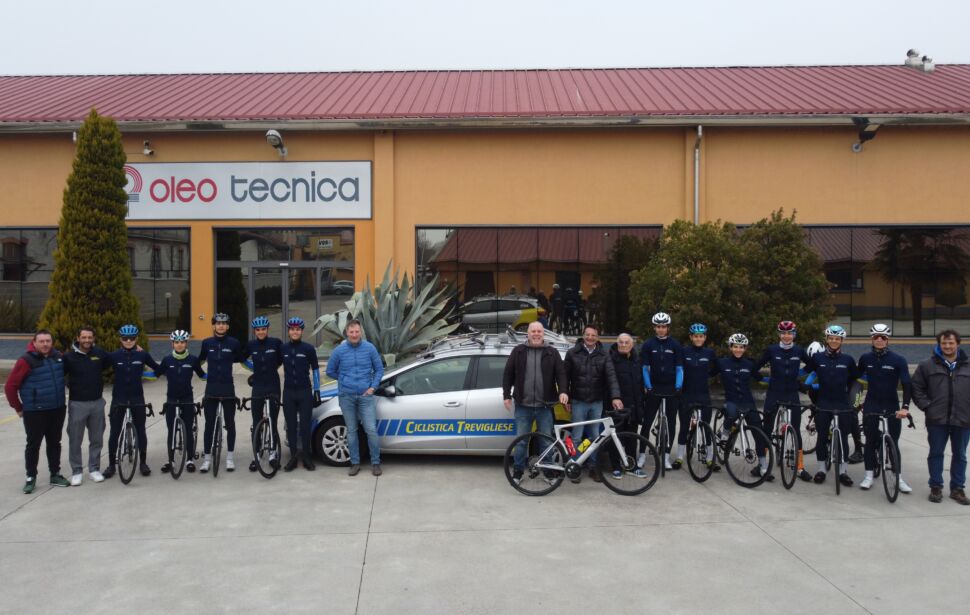 Una domenica di grandi gare a Treviglio organizzate dalla Ciclistica Trevigliese per le categorie Juniores, Allievi e Esordienti