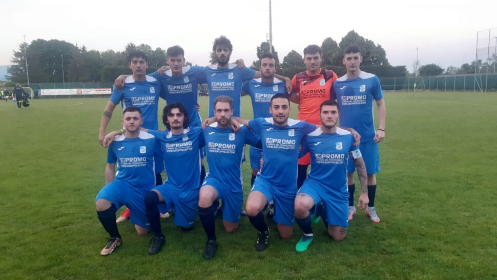 Seconda D, playoff. Il Palosco sfiora l’impresa rimontando due gol in dieci ma il pareggio non basta per superare l’Esine