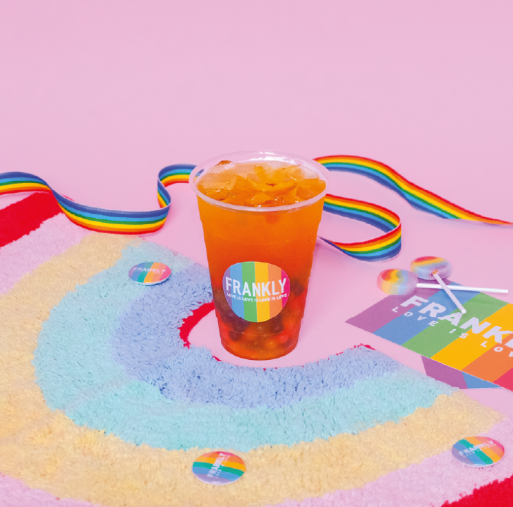 Pride Month: a Bergamo Frankly lancia Rainbow, il bubble tea a sostegno di Arcigay