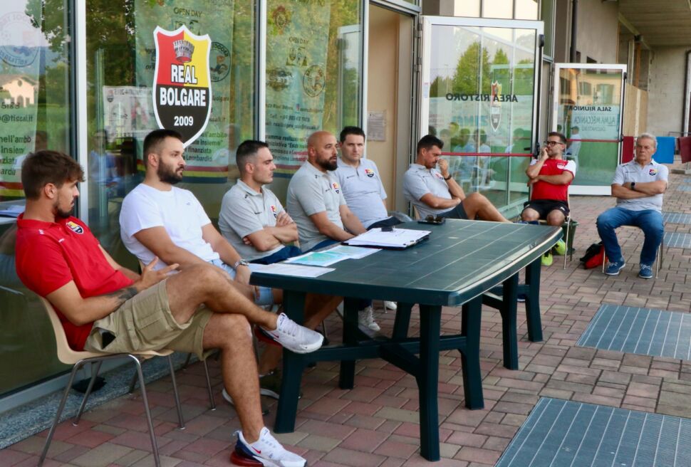 Presentazioni. Ambizioso Real Bolgare