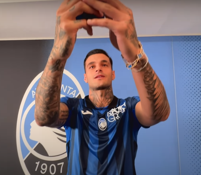 Scamacca, è una dichiarazione d’amore: “Bergamo bellissima, Gasperini sa vedere le mie qualità nascoste”