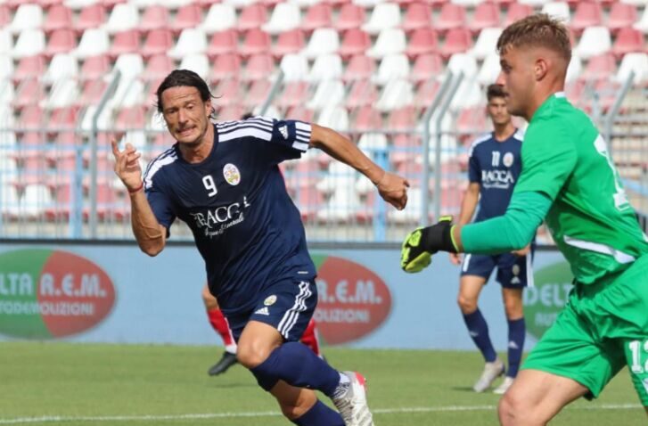 Serie D, poker per il Villa Valle con tripletta di Ferrario