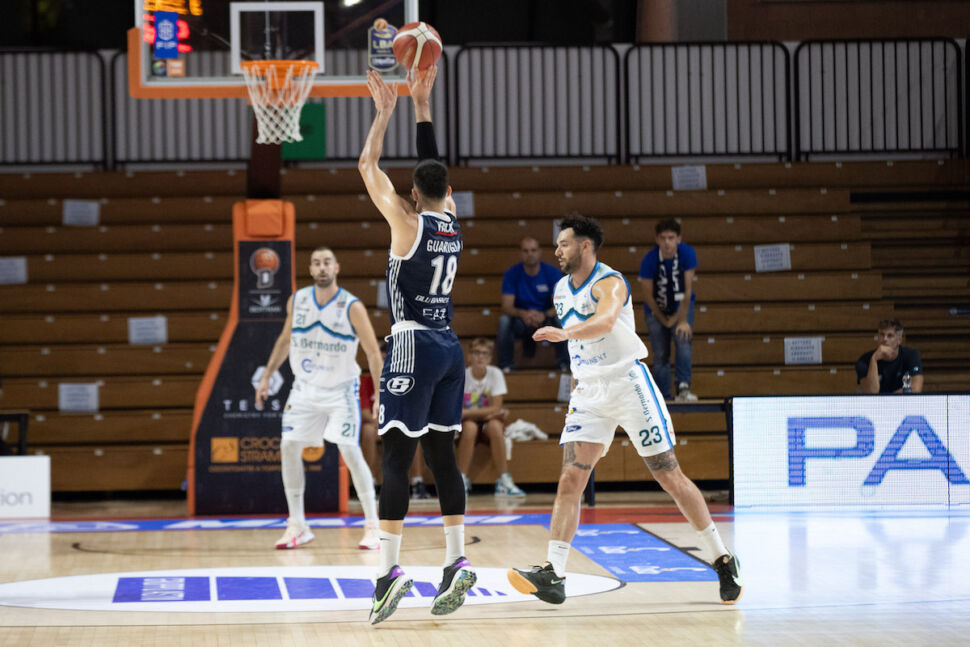 Guariglia la mette, Cantù non recupera: il trionfo di Treviglio