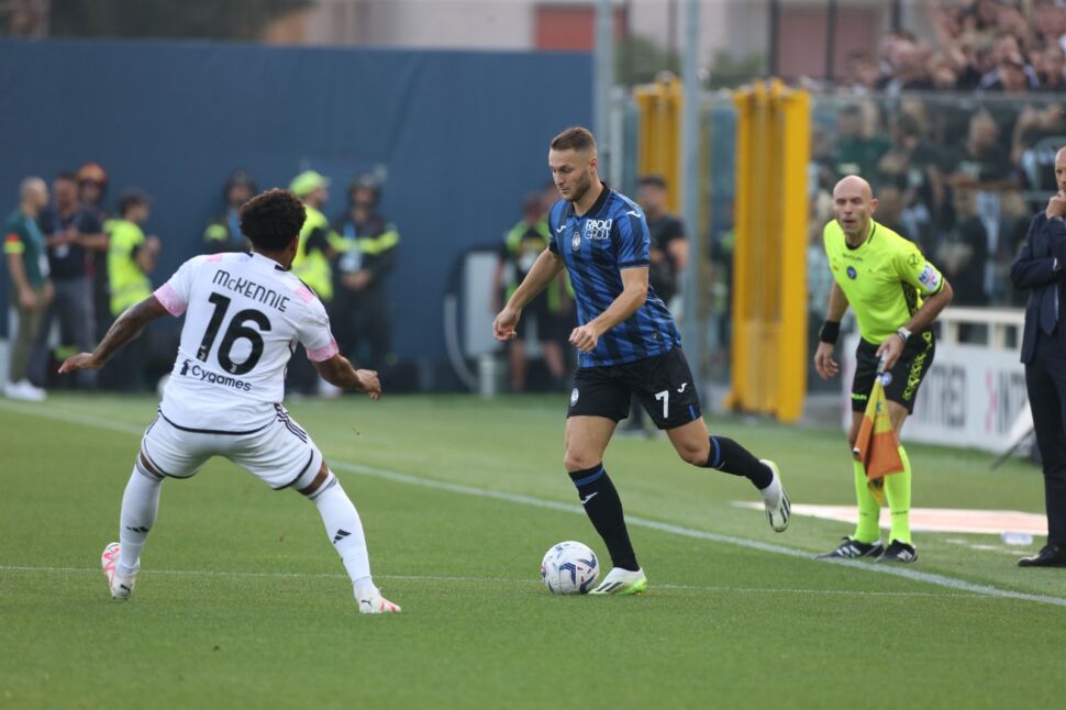 Atalanta perfino sprecona: la Juventus porta a casa gli occhiali