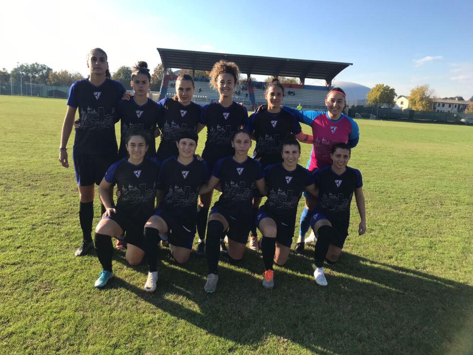 Calcio donne – L’Orobica la ribalta, con la Tharros altri tre punti