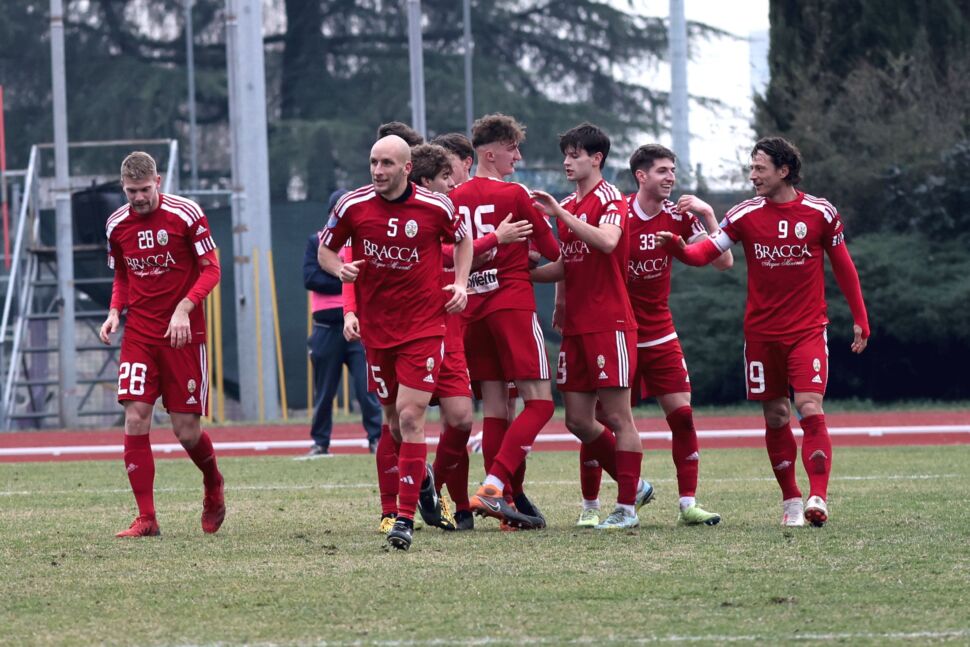 Serie D, Girone B. Villa Valle strepitoso in casa del Brusaporto. Vittoria per 4-0