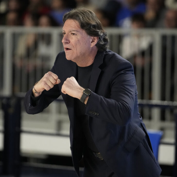 Treviglio, il coach paga per tutti: esonerato Finelli