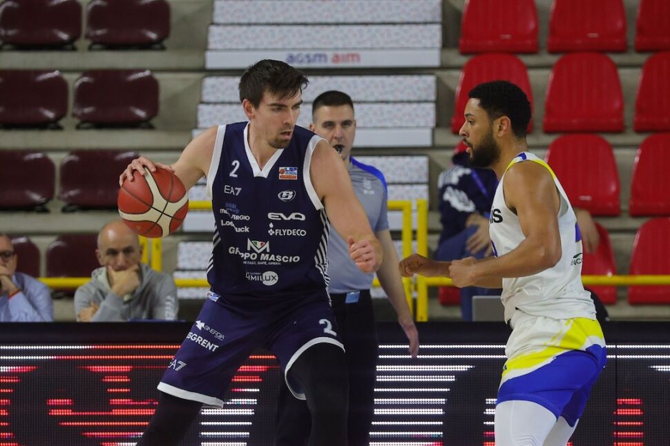 Fase a Orologio: a Verona la Blu Basket non trova l’ora esatta