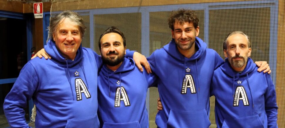 Azzano, la carica dei 330