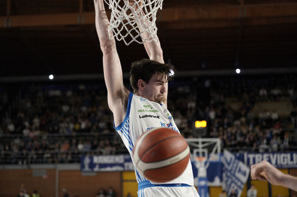 Blu Basket, contro Orzinuovi la seconda vittoria nella fase a orologio