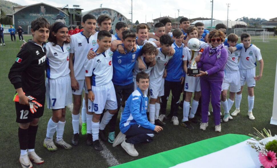 Calcio Giovanile. Il Ponte vince la 36esima edizione del Trofeo De Guz