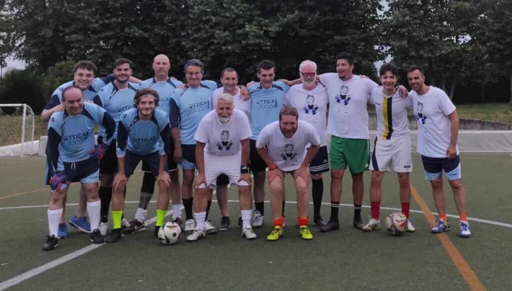 Calcio d’estate. L’Ottica Foppa pareggia contro la squadra di Antonino Bernardini, il mitico Professore dell’Atalanta