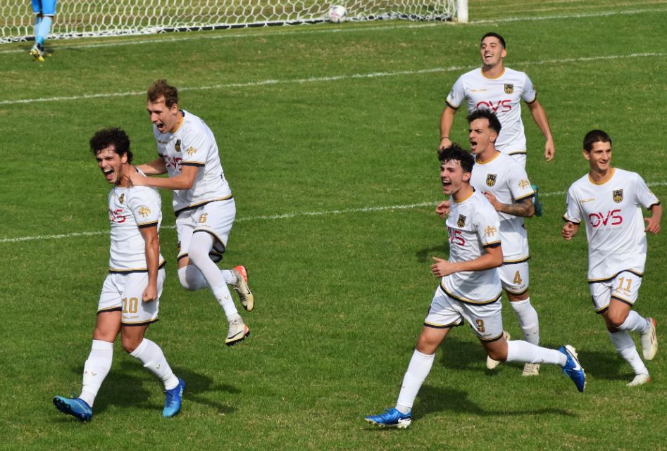 Eccellenza C. Rovato Vertovese da sogno: tris nel derby e vetta della classifica