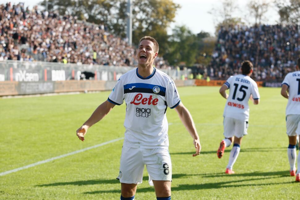 La prima di Pasalic (record croato in A) e l’ottava di Retegui: l’Atalanta decolla in Laguna