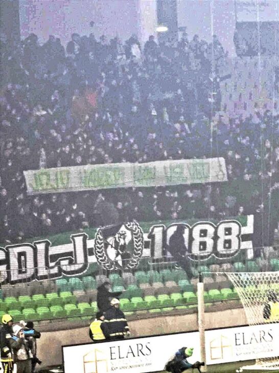 Che striscione schifoso contro Ilicic: “Facci un favore” e compare un nodo scorsoio