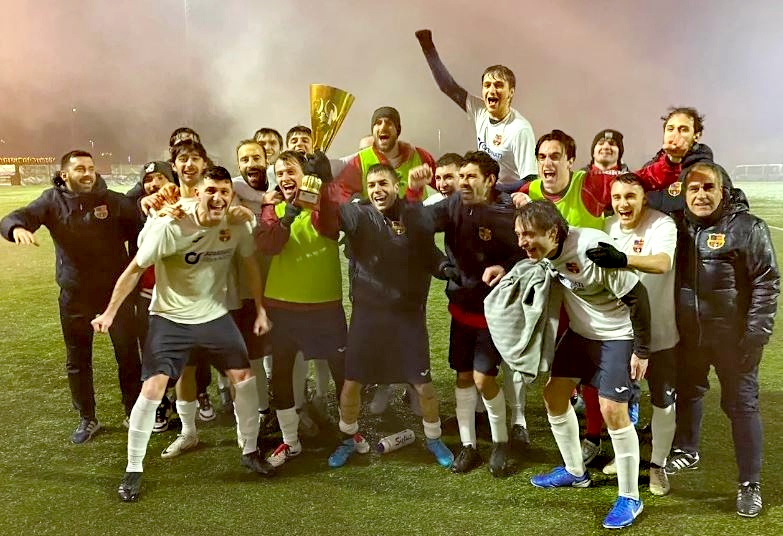 Loreto di carattere e orgoglio. I rossoblù in dieci vincono la finale provinciale di Coppa Lombardia