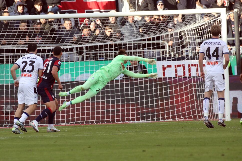 Le pagelle di Cagliari: forse Carnesecchi meriterebbe pure la lode e la stretta di mano accademica